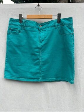 Denver Hayes Teal Casual Denim Jean Skort
